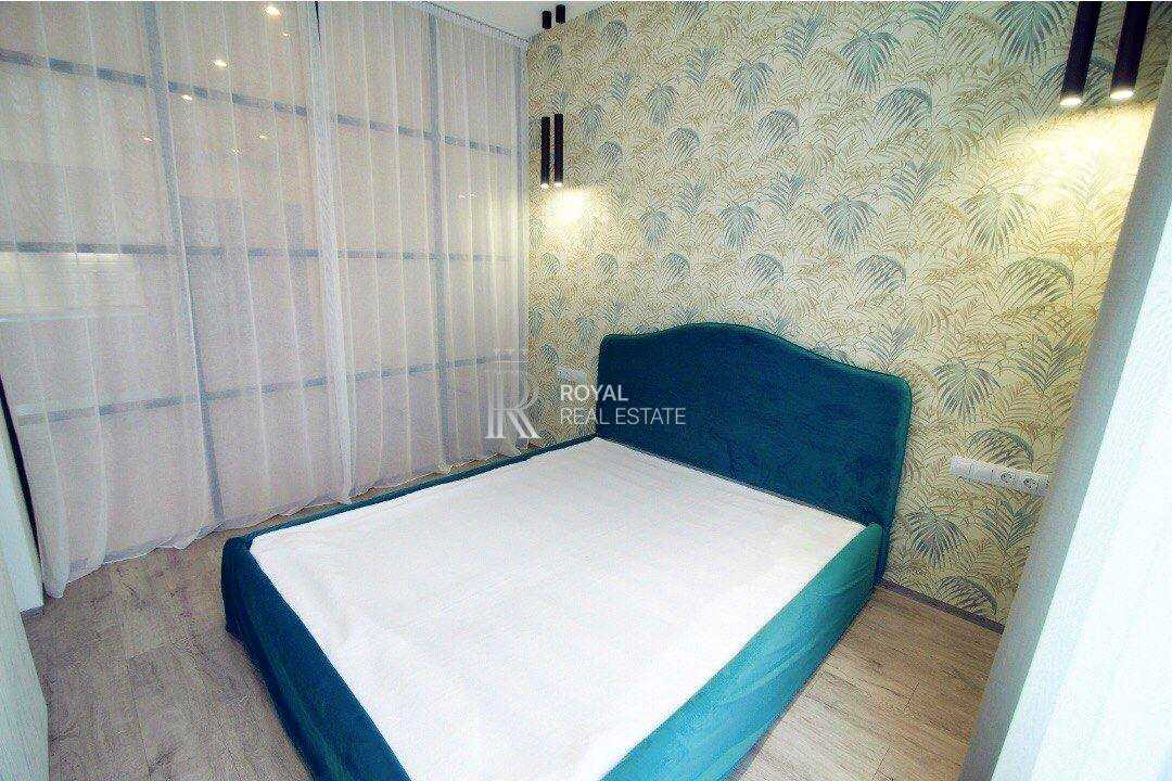 1880289340885837