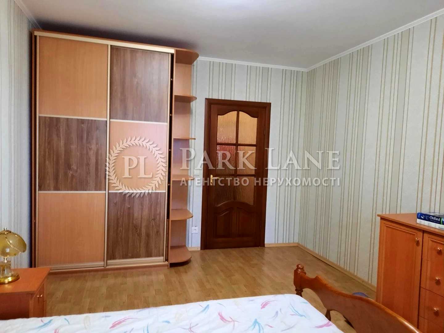 1880290659461565