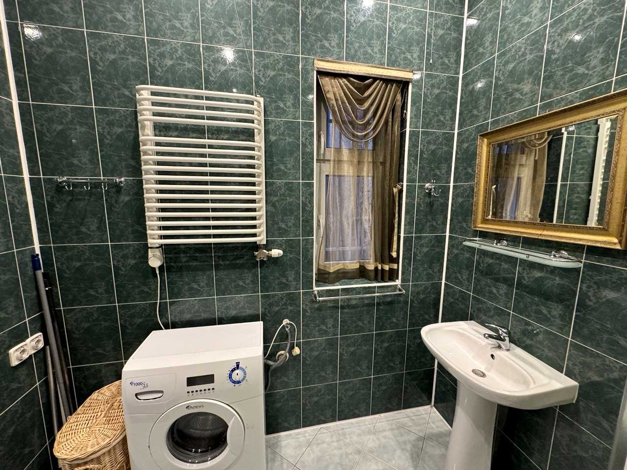 1880290991302249