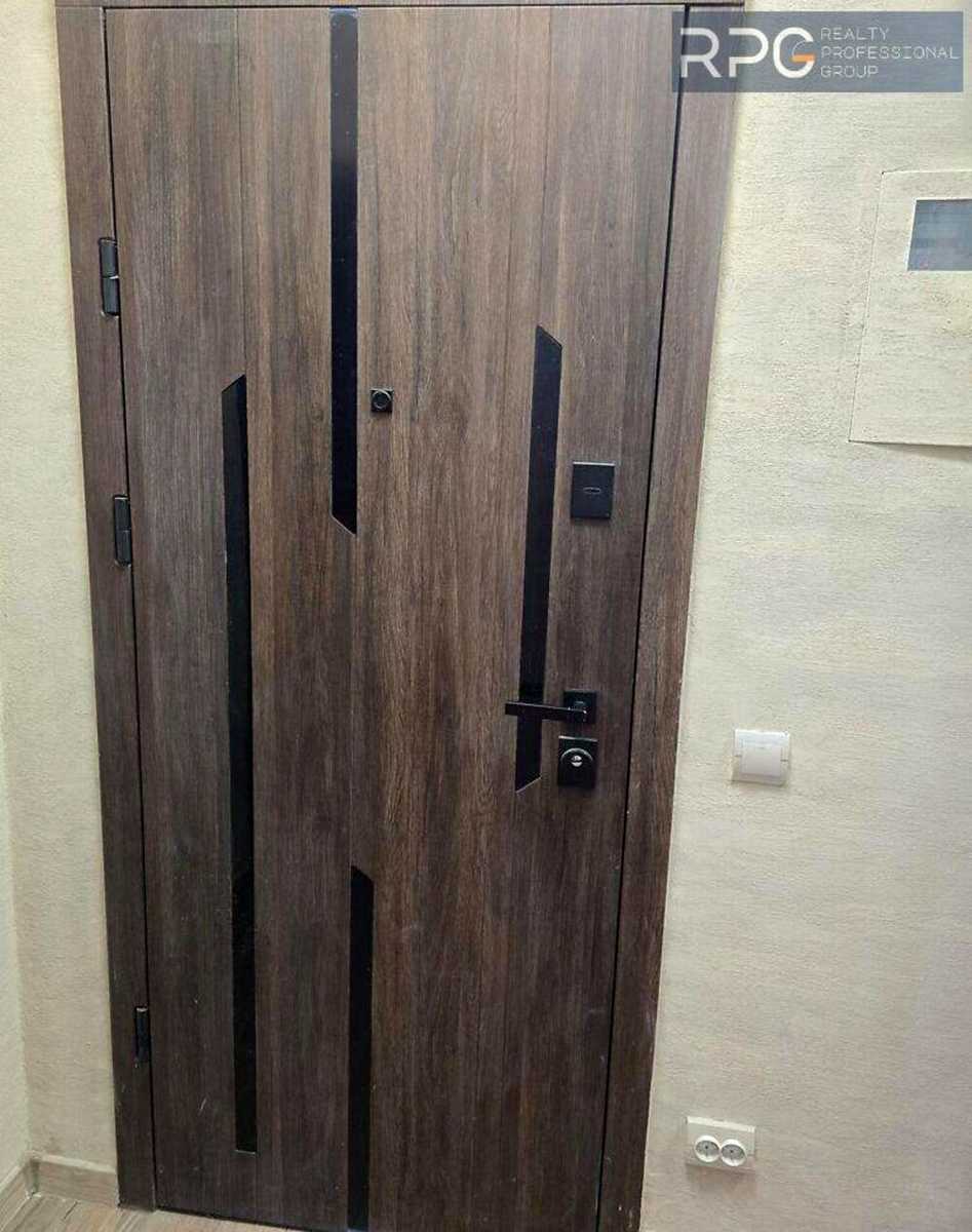 1880294003259553