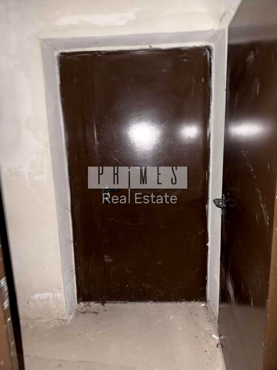 1880296528772957