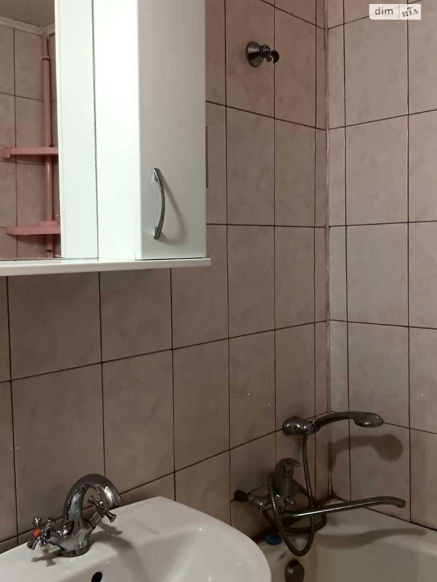 1880296554014295