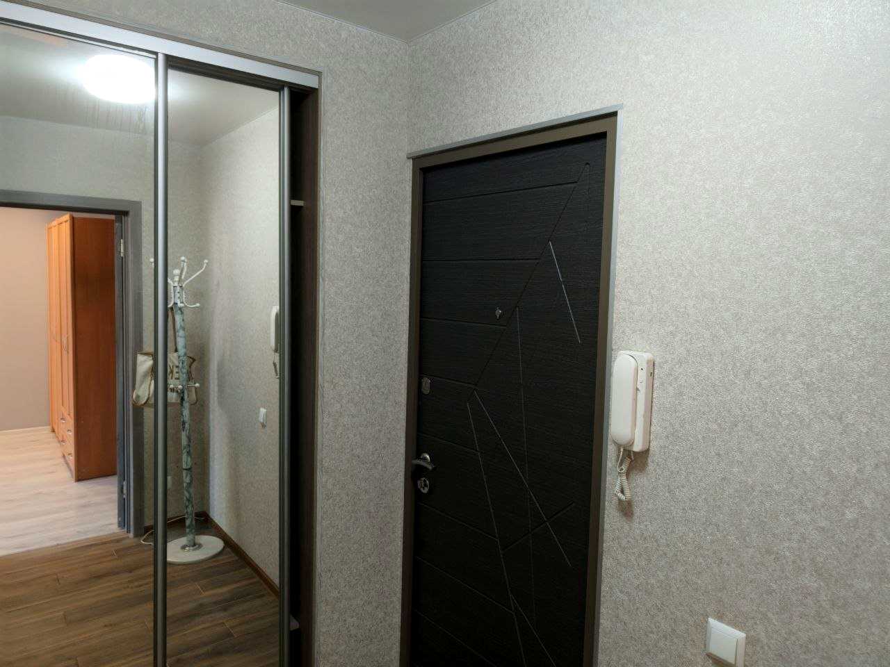 1880297378889570