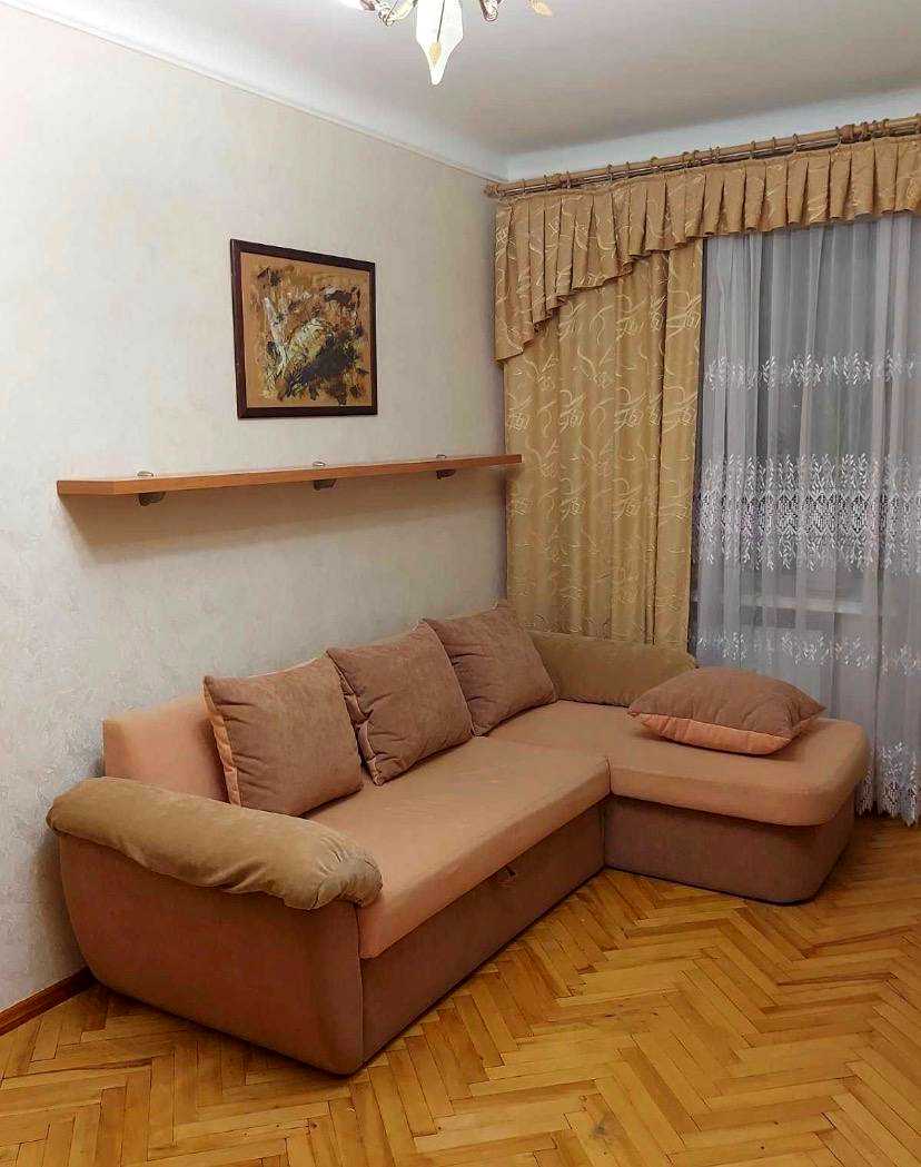1880297513863496