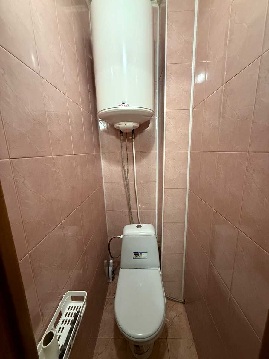 1880298095358851