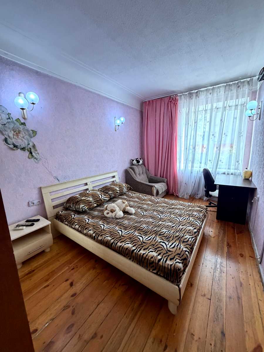 1880299097563818