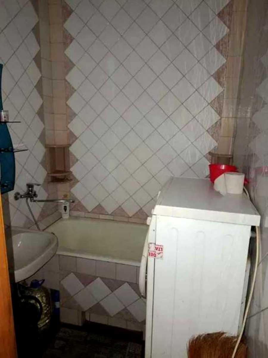 1880301124615602