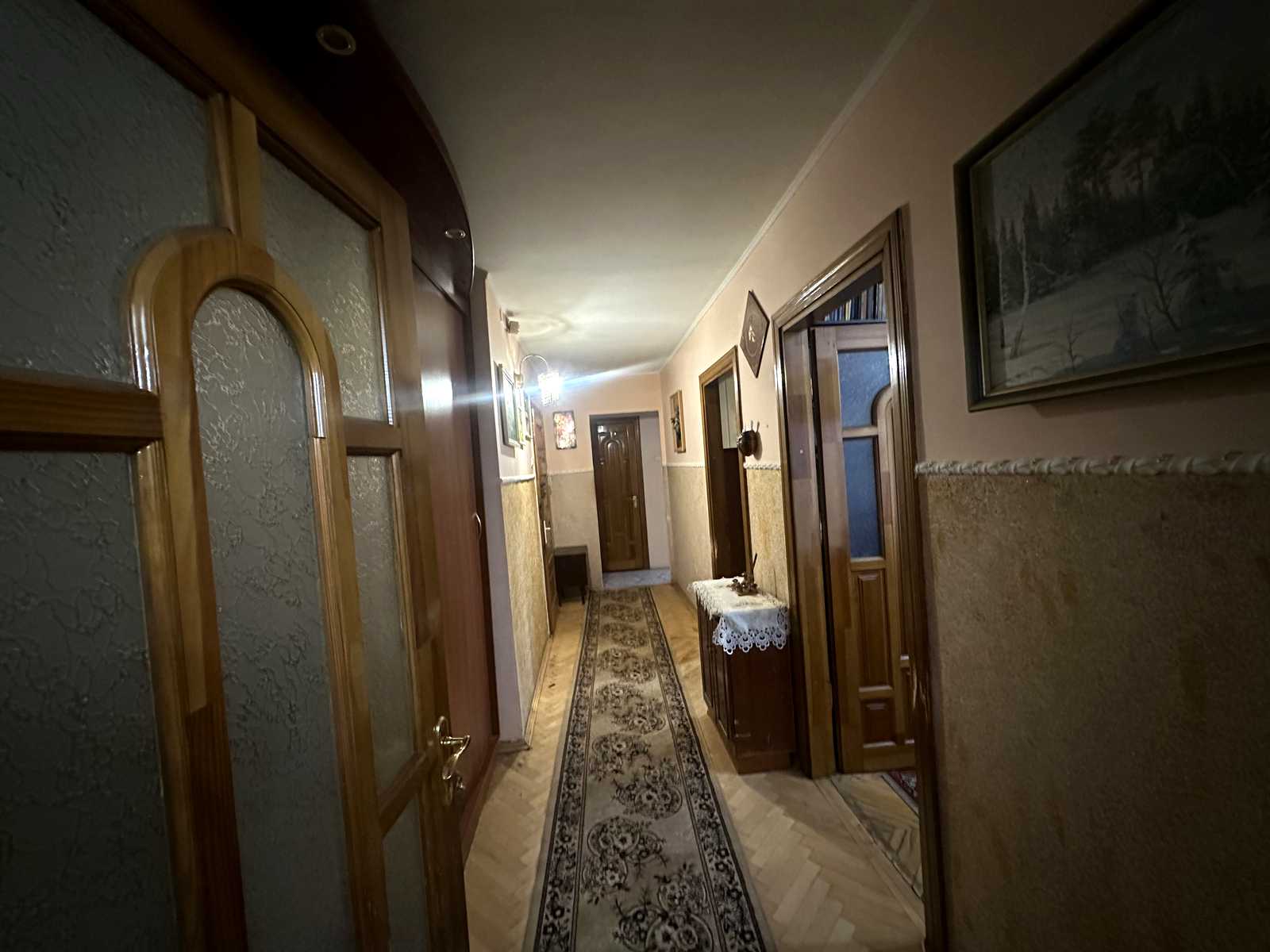 1880301470948010