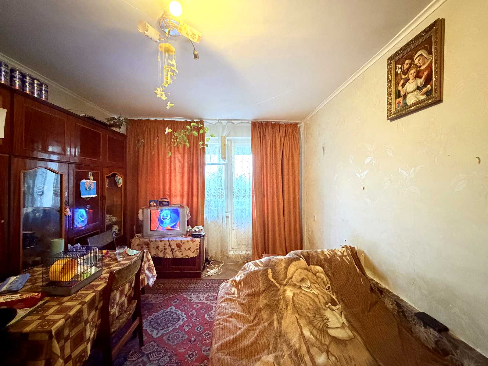 1880303973145325