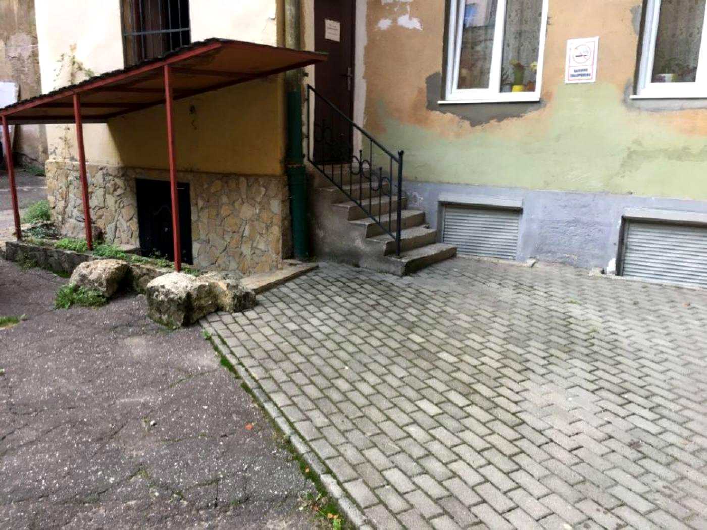 1880305627243015