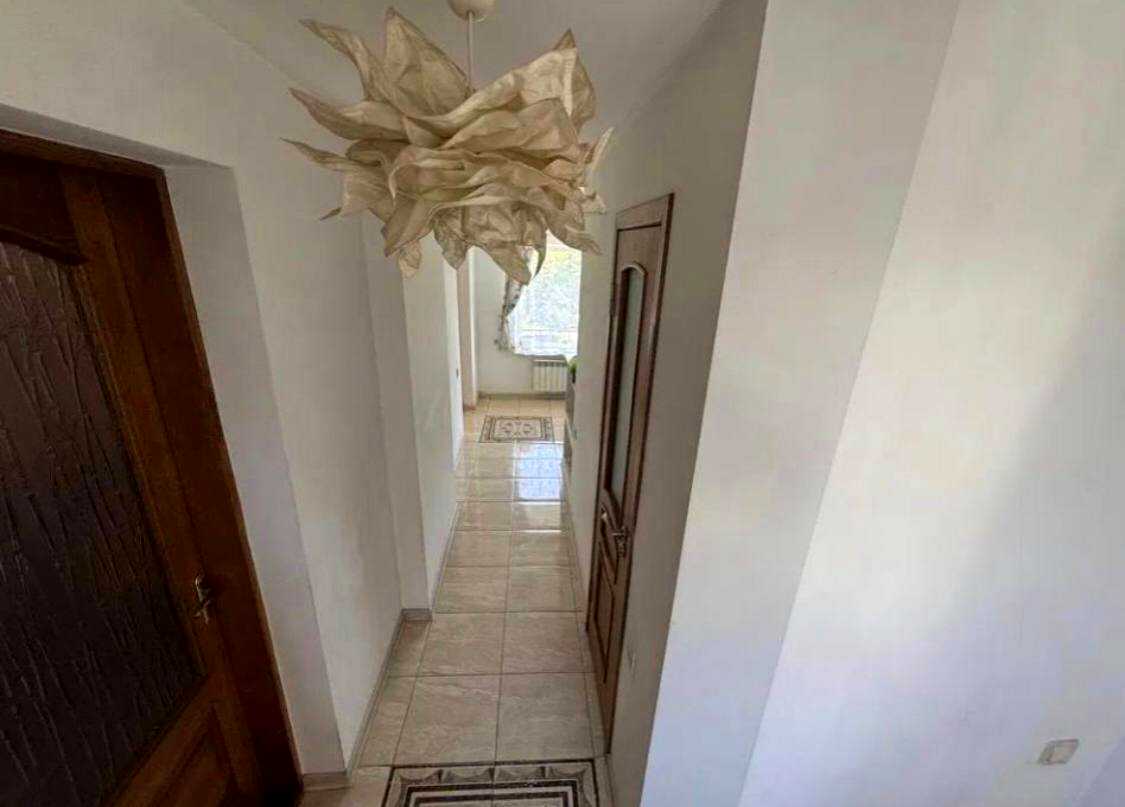 1880305937021339