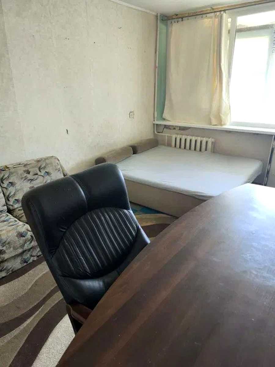 1880308130161864