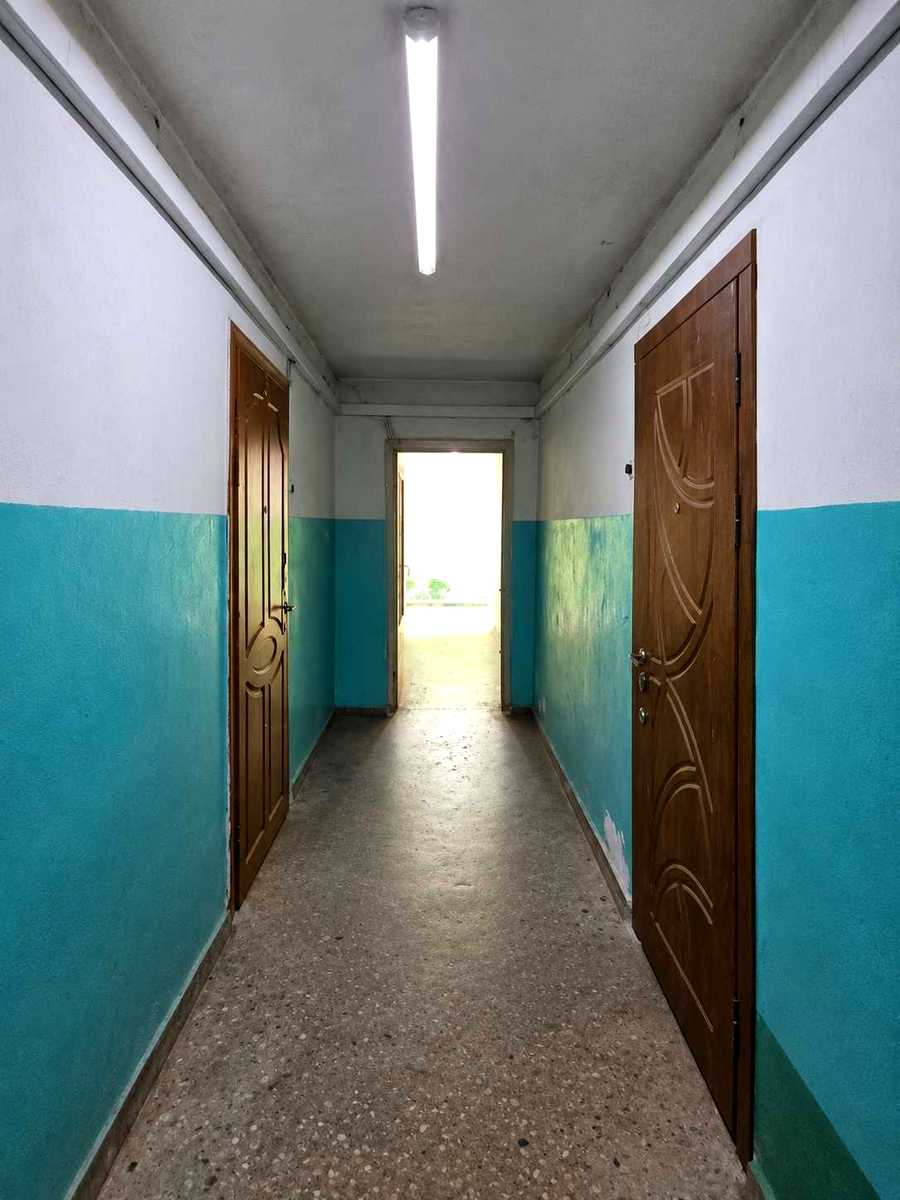 1880308303869775