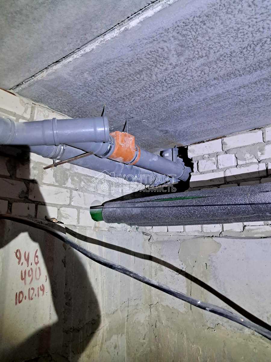 1880314882952161