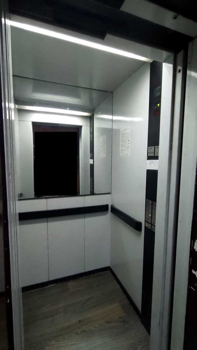 1880316163310351