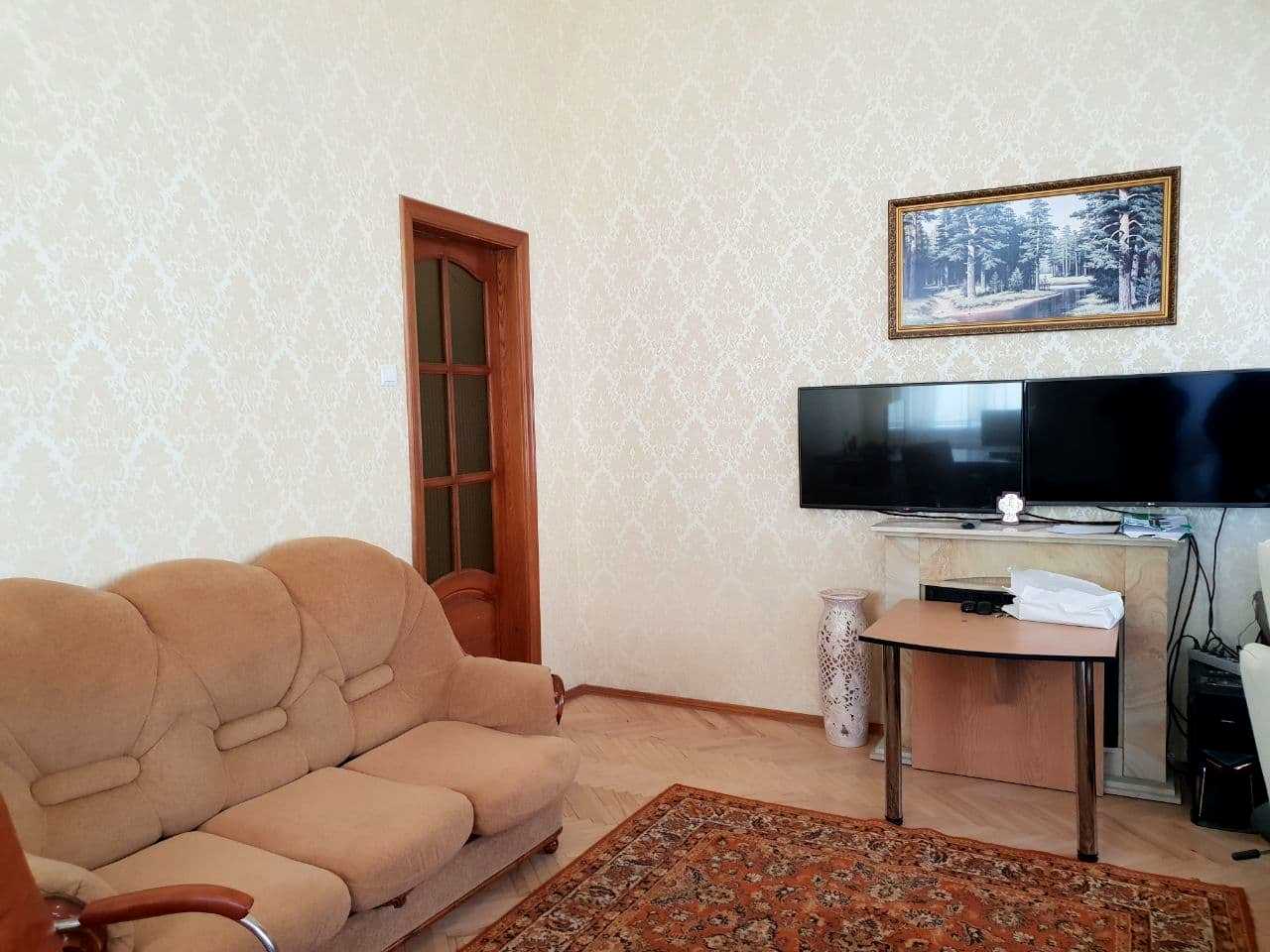 1880319381077982