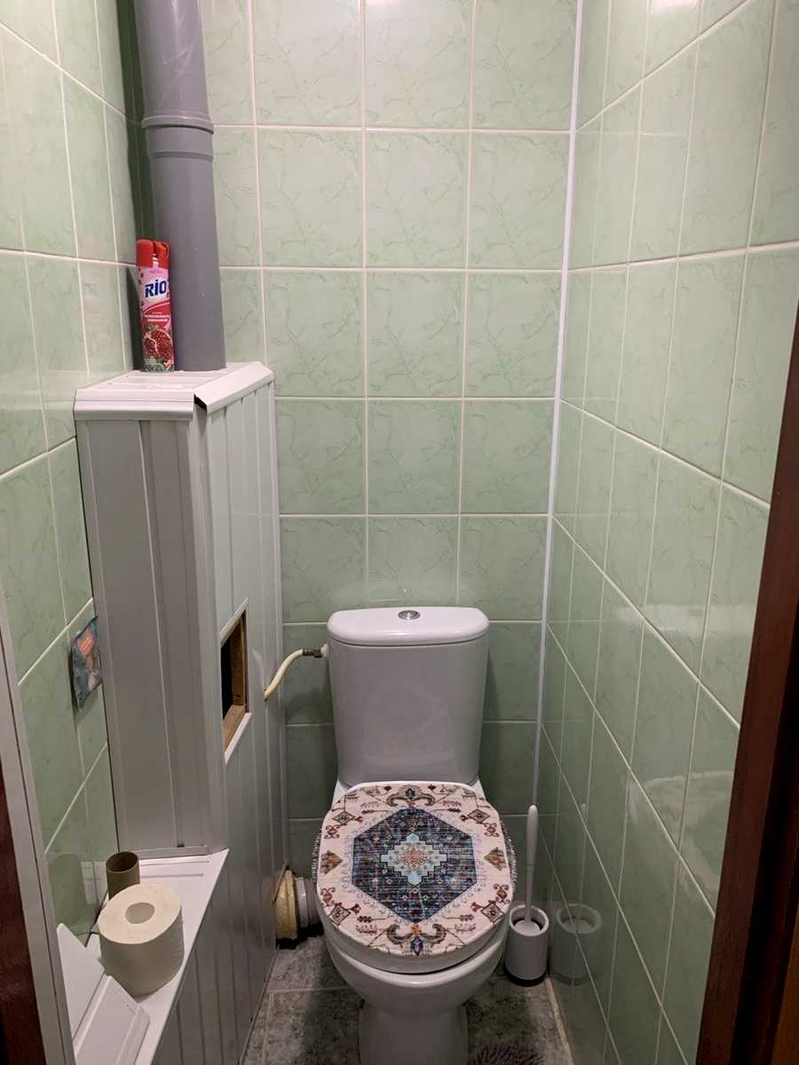1880330119656645