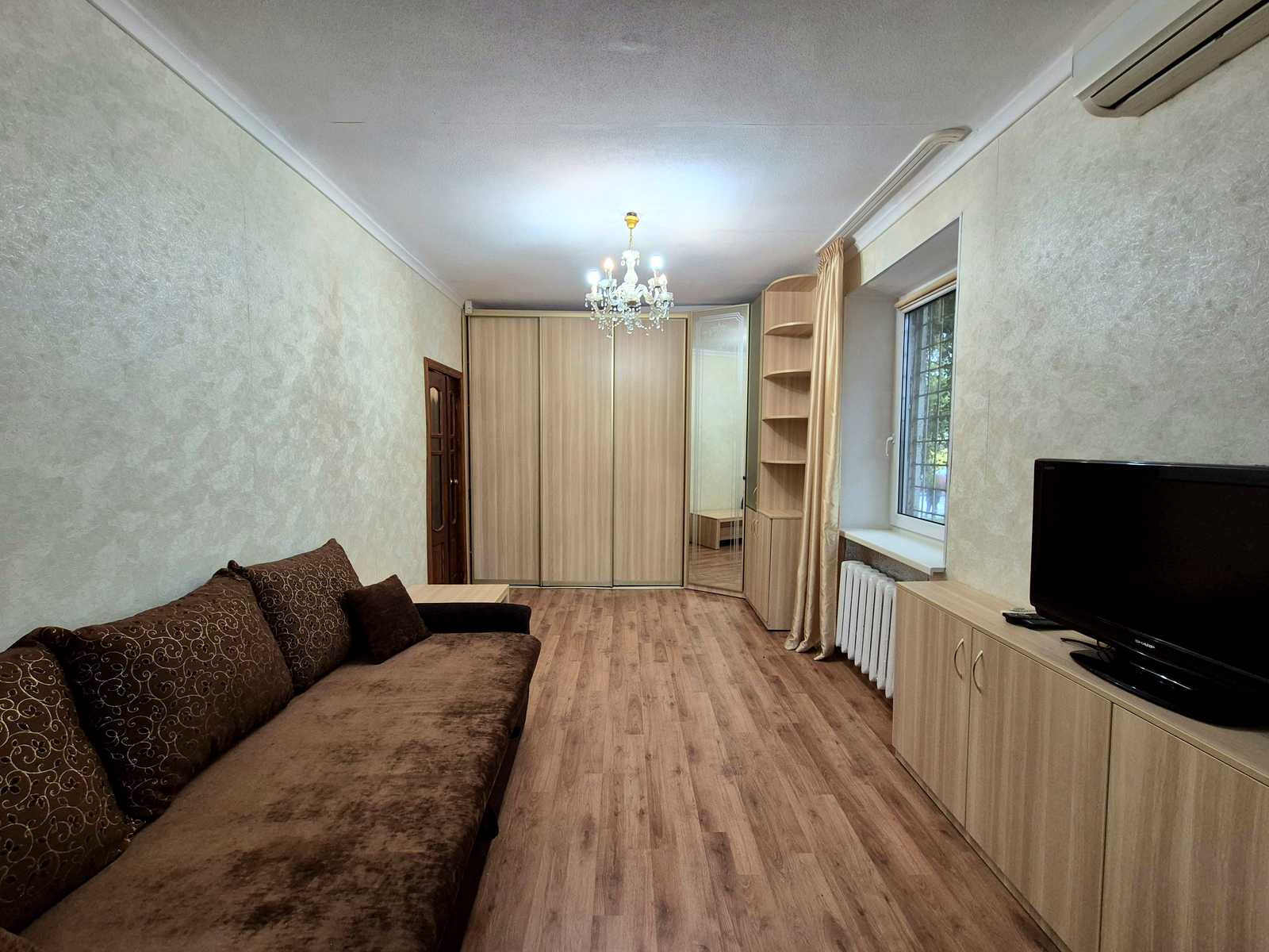 1880335191634758