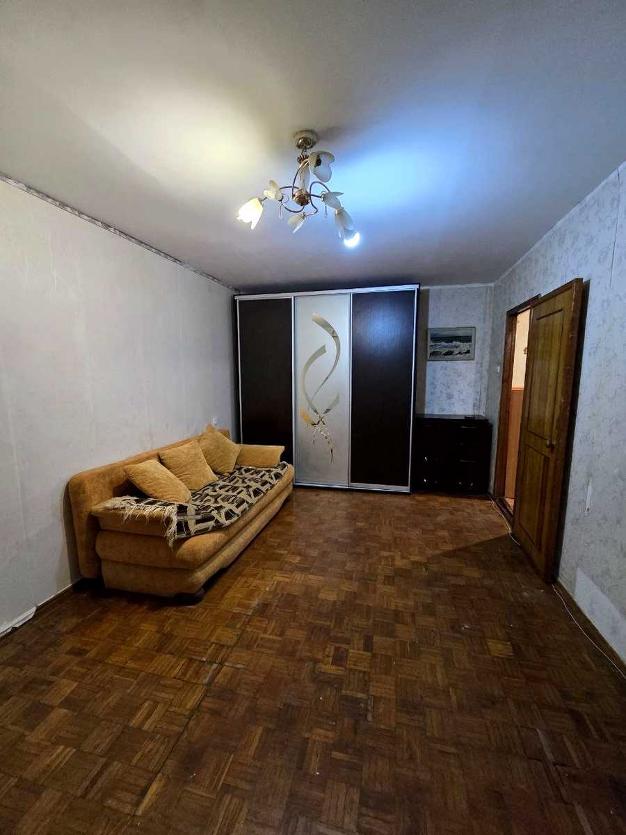 1880335433974768