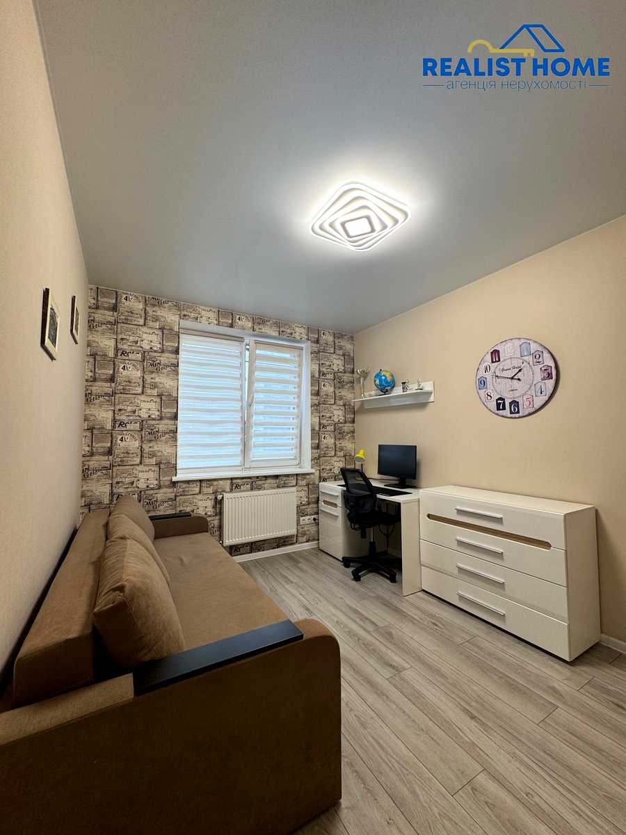 1880365975977762
