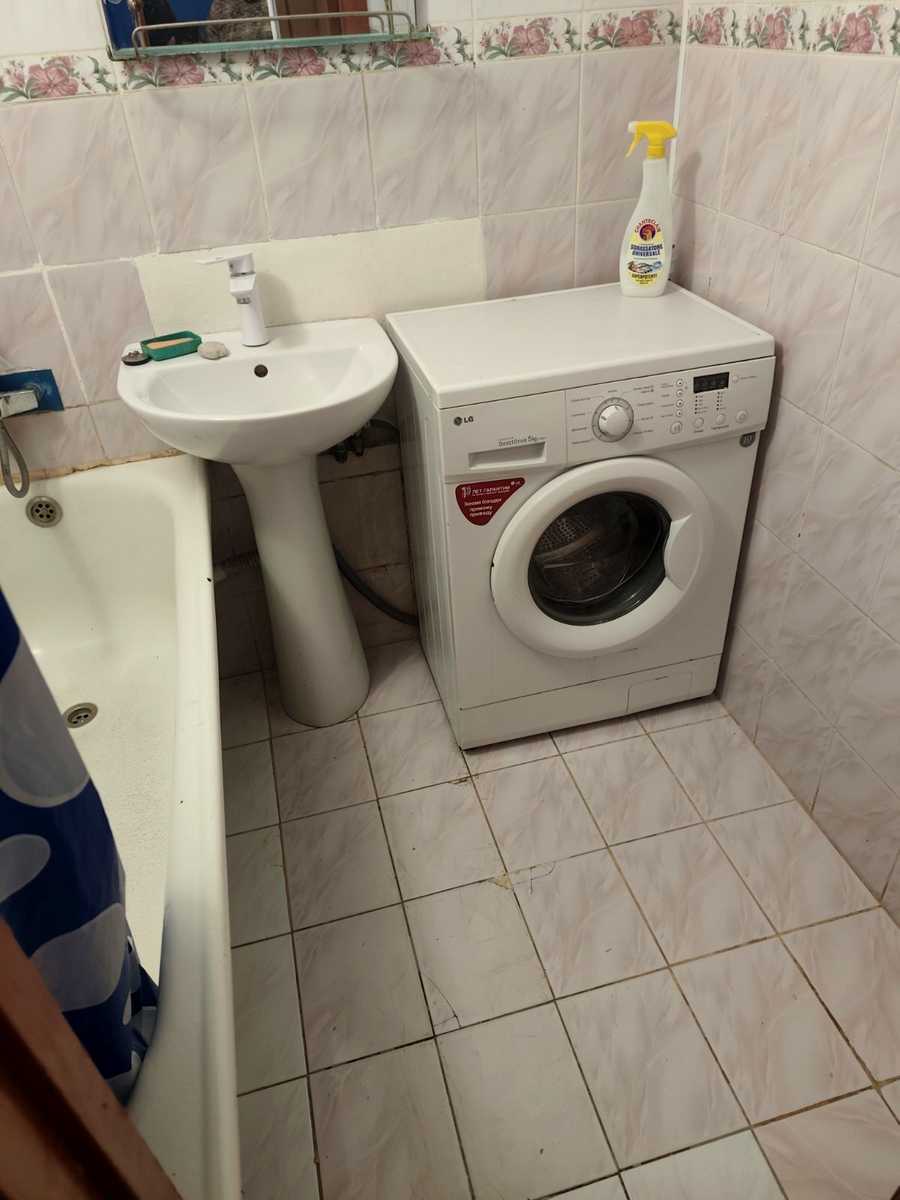 1880366239734640