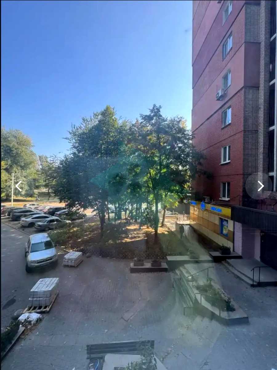 1880366774368820