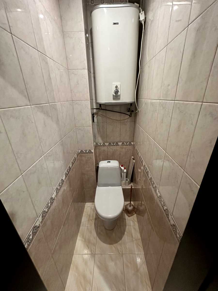 1880367745942415