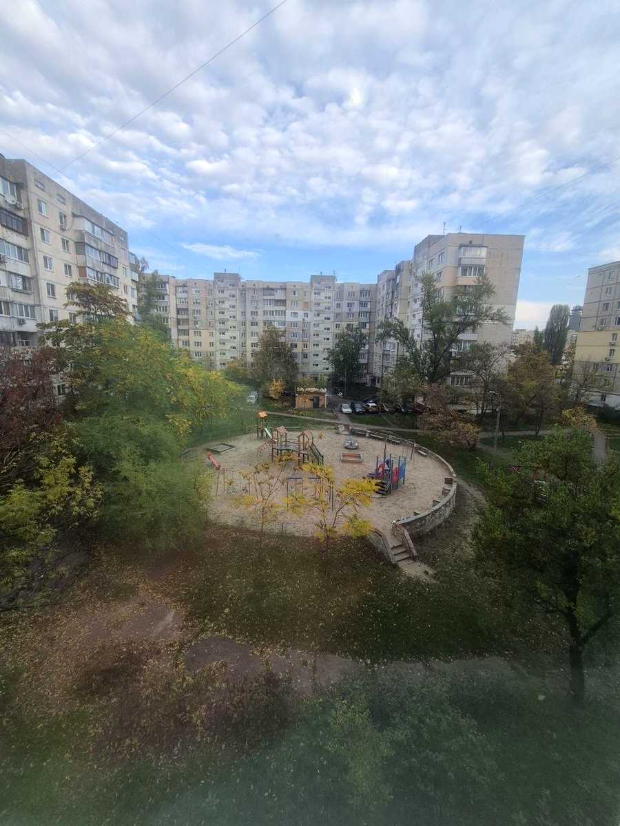 1880369637735160