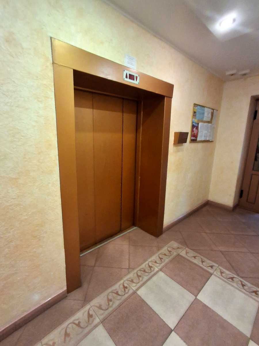 1880376565013349