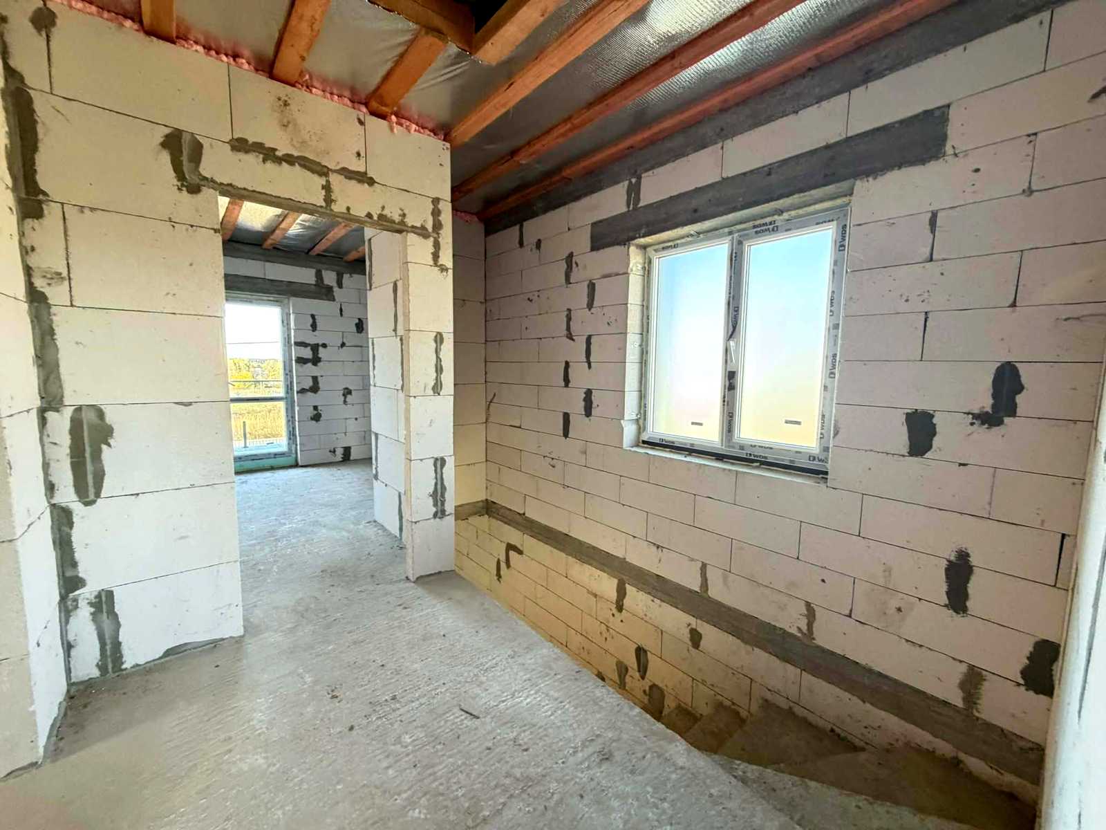 1880377664283651