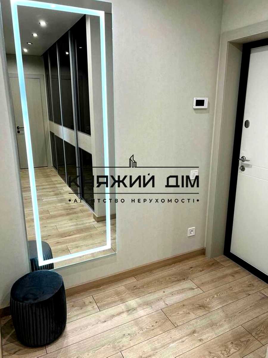 1880380175809786