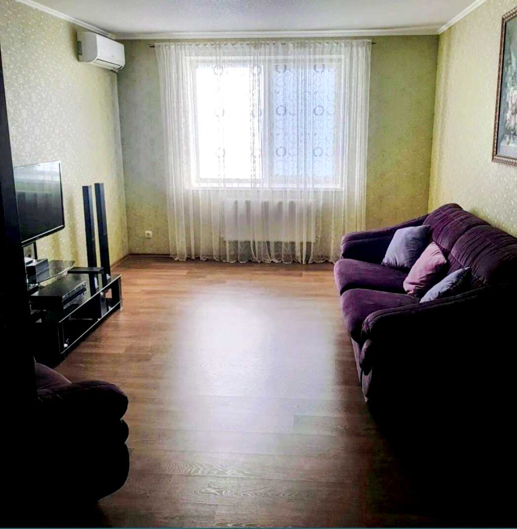 1880380229566870