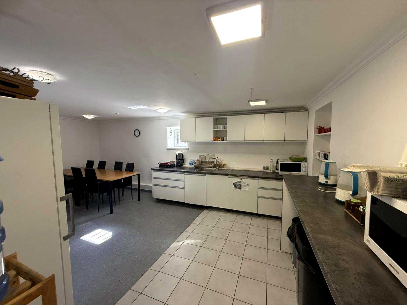 1880380607326008