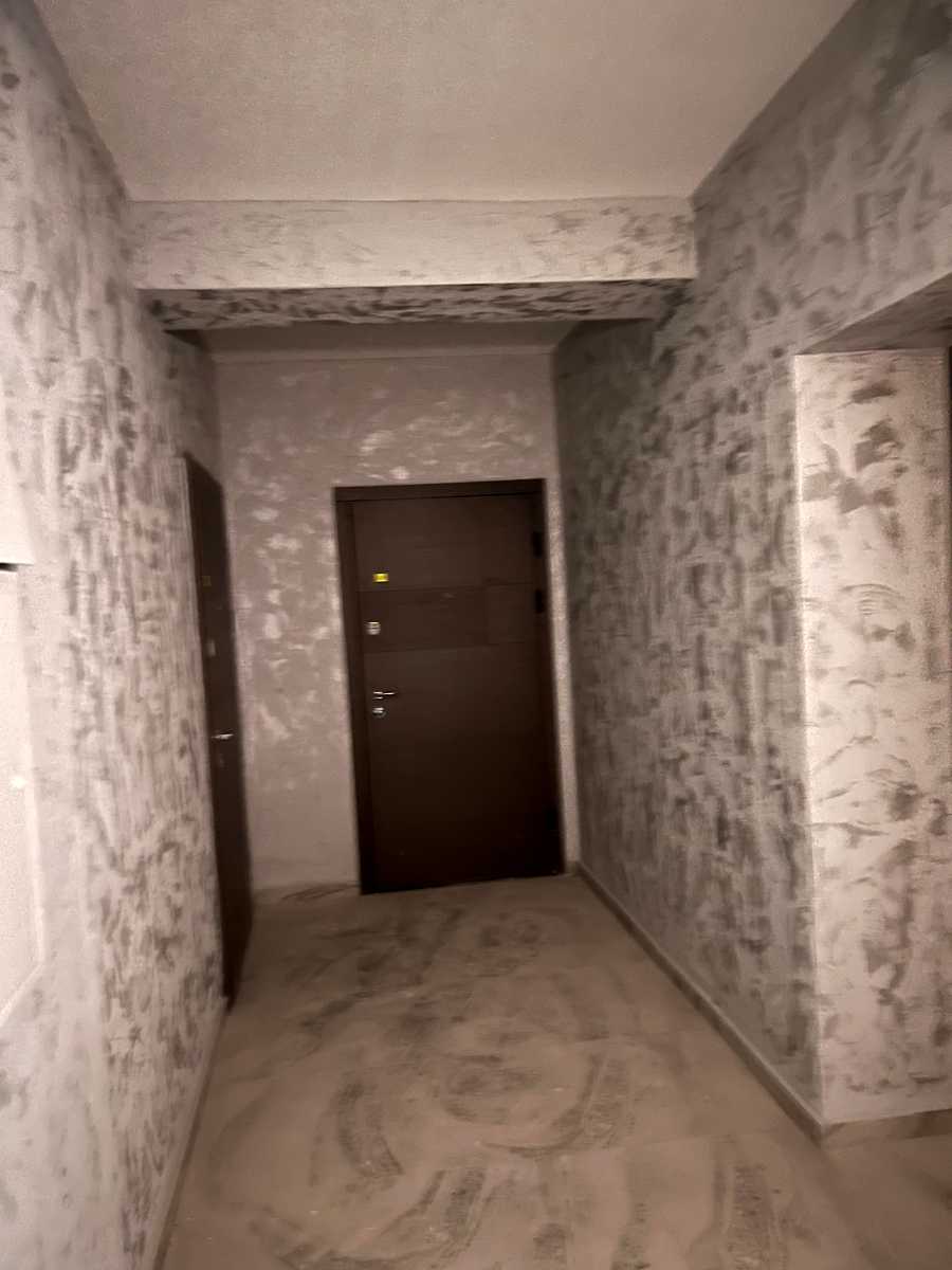 1880381741947772