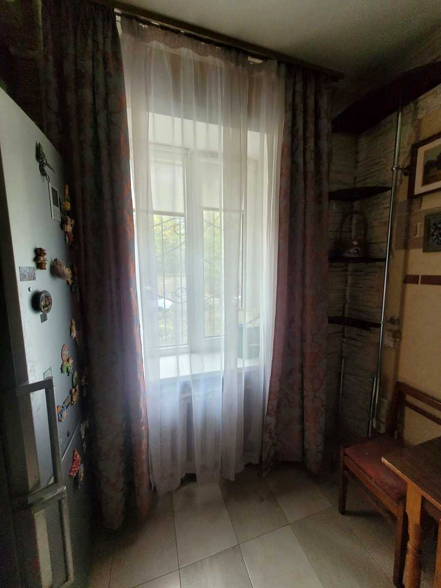1880381779103715