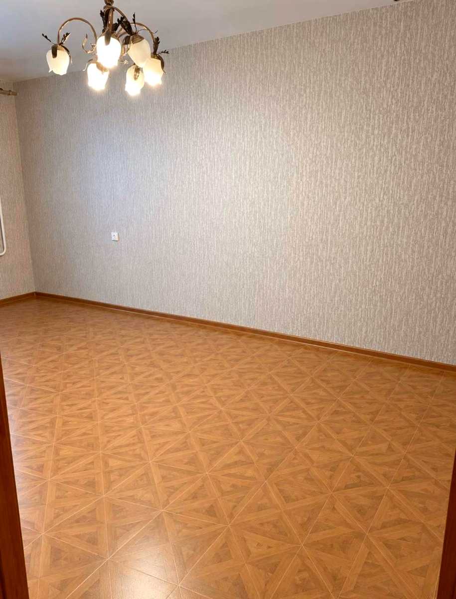 1880381825059236