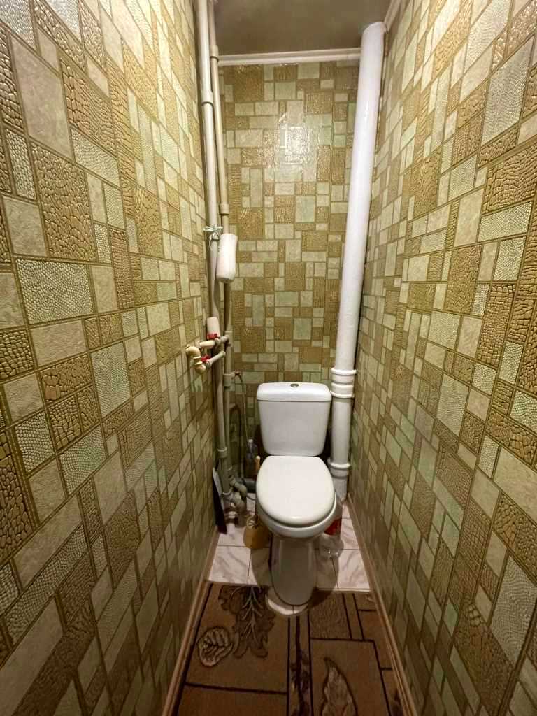 1880381882571139