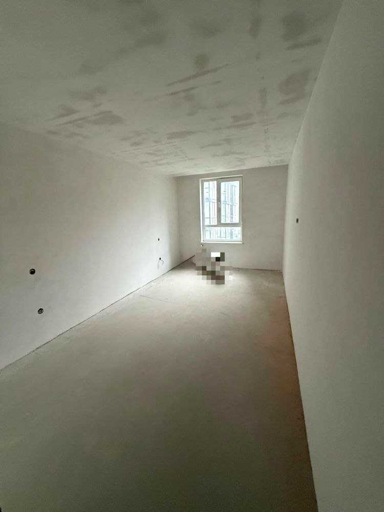 1880382117409806