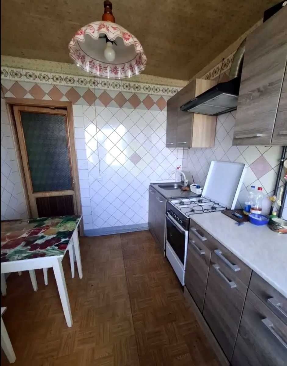 1880382240203129