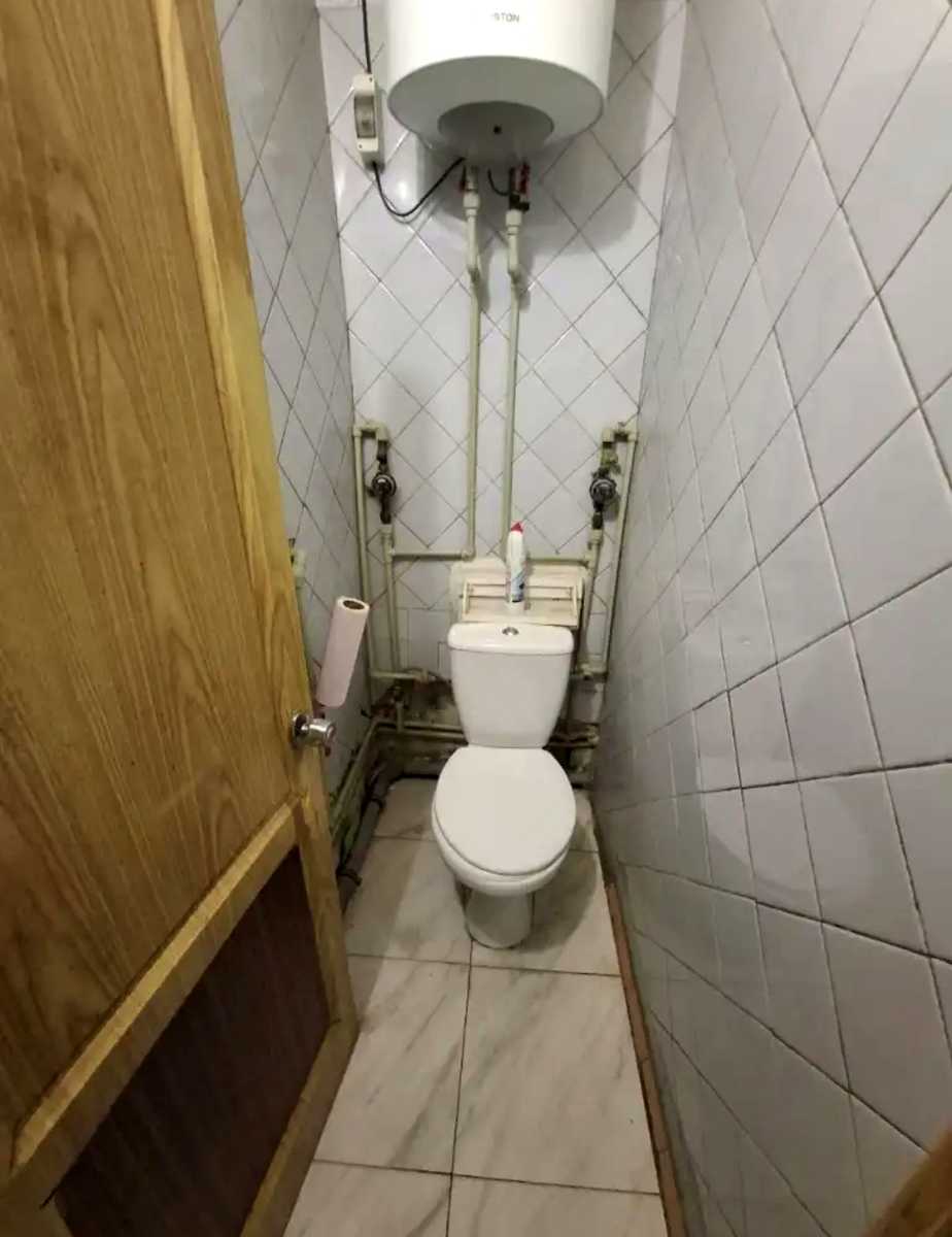 1880382240757676
