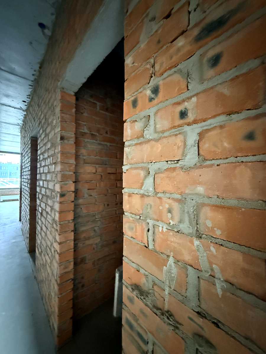 1880382349012087