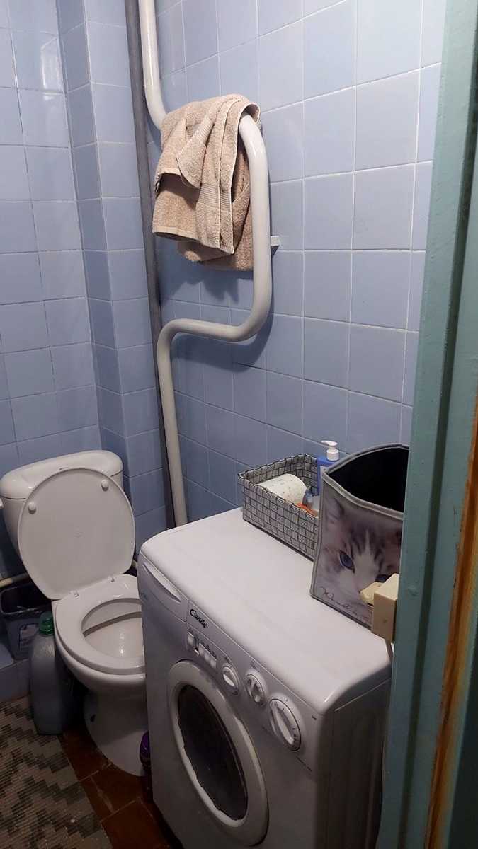 1880383310922291