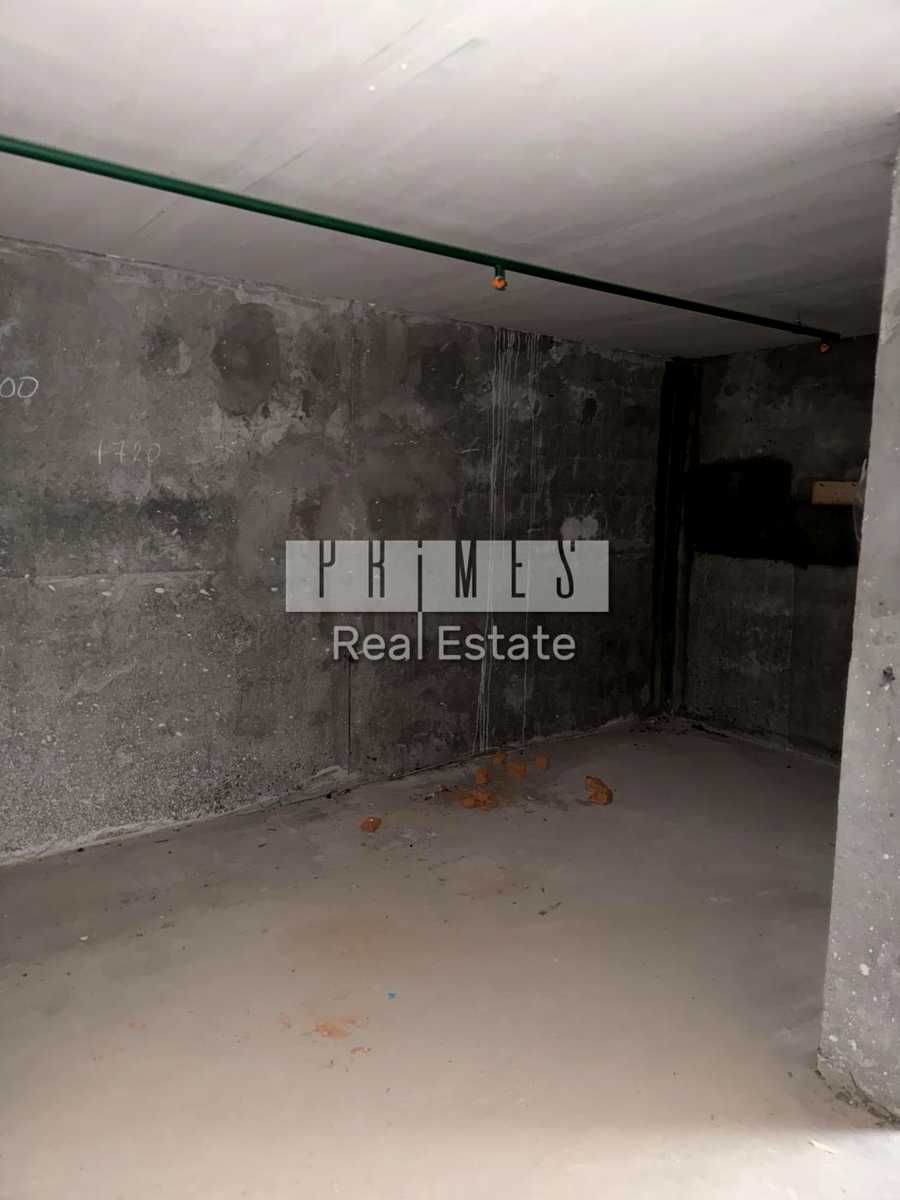 1880383855886897