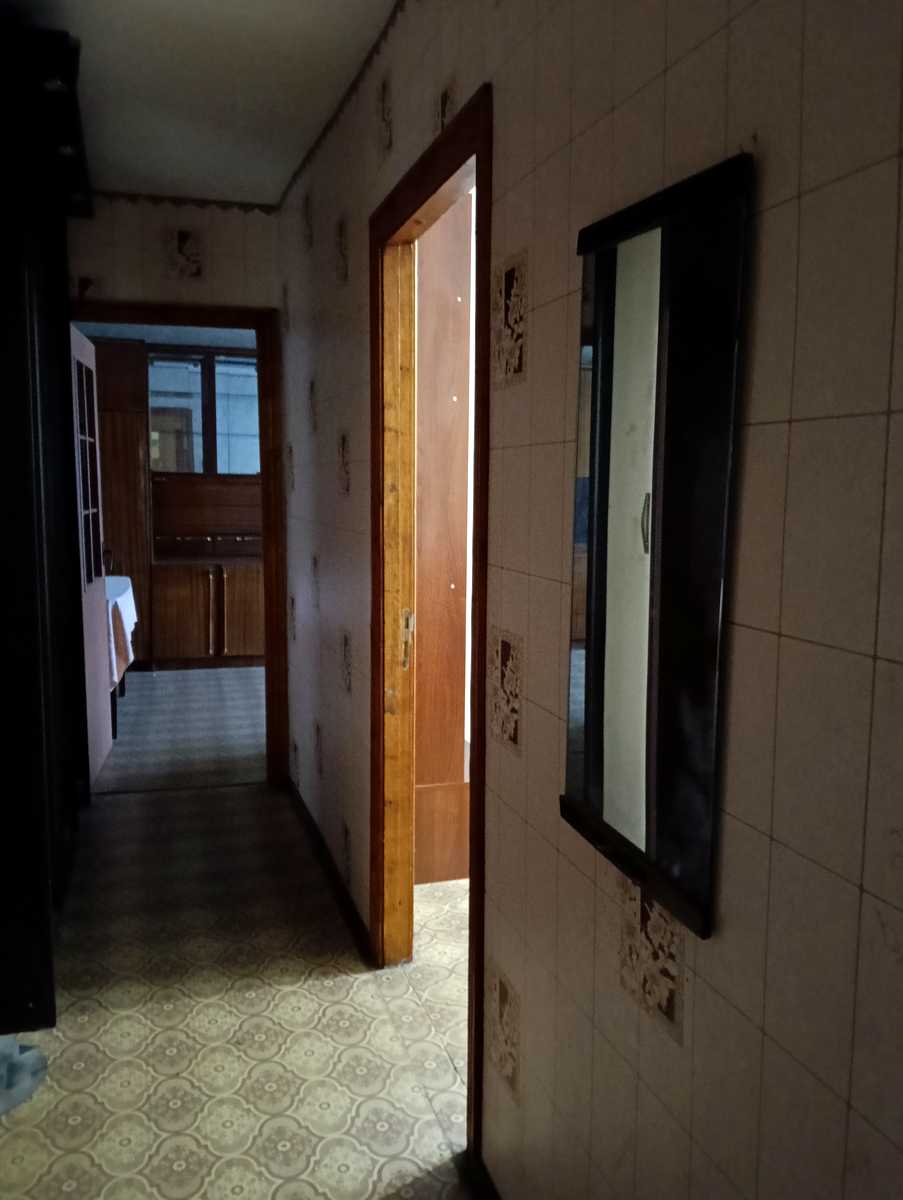 1880384310757344