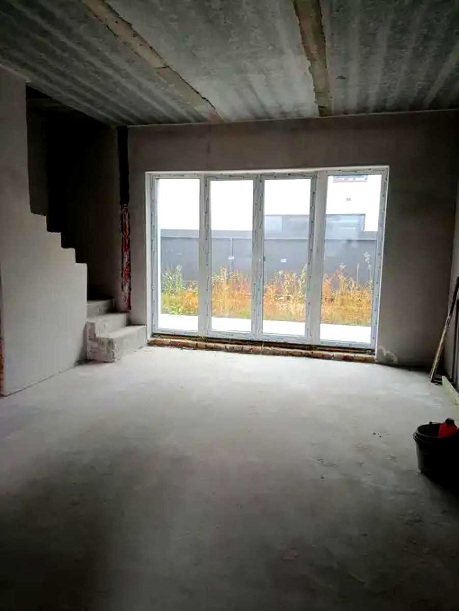 1880384419698330