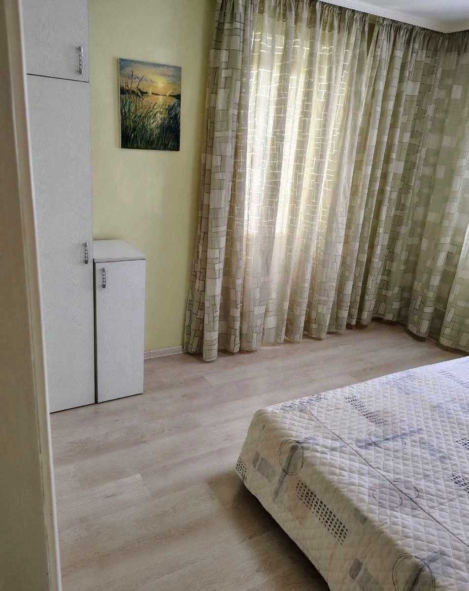 1880385817554428