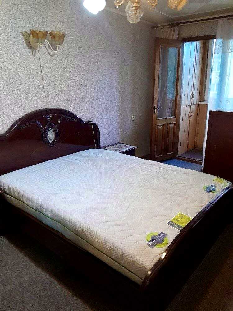 1880385881761149