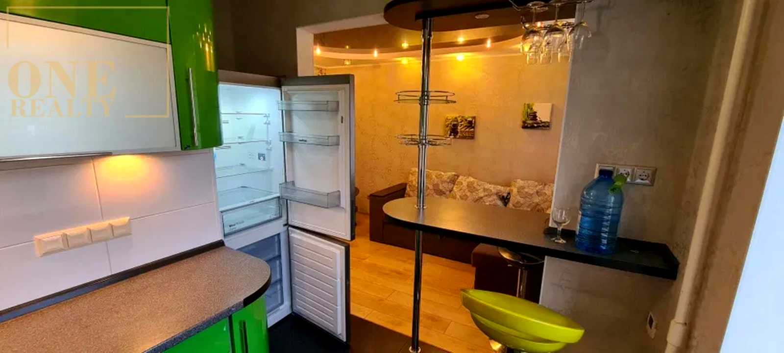 1880386037656507