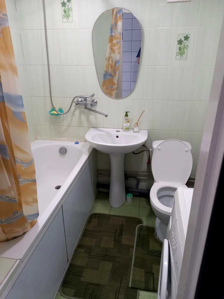 1880386065515699