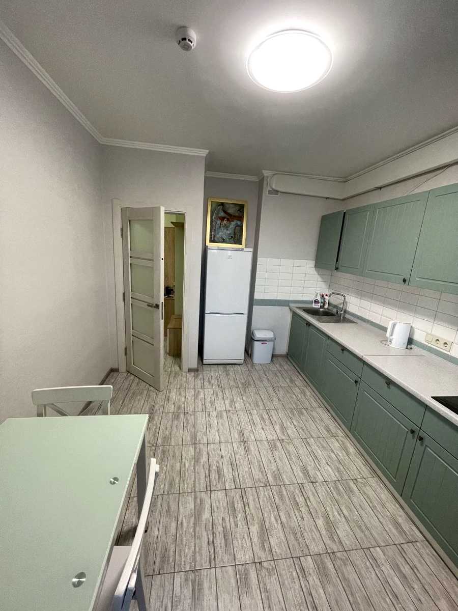1880386847047294